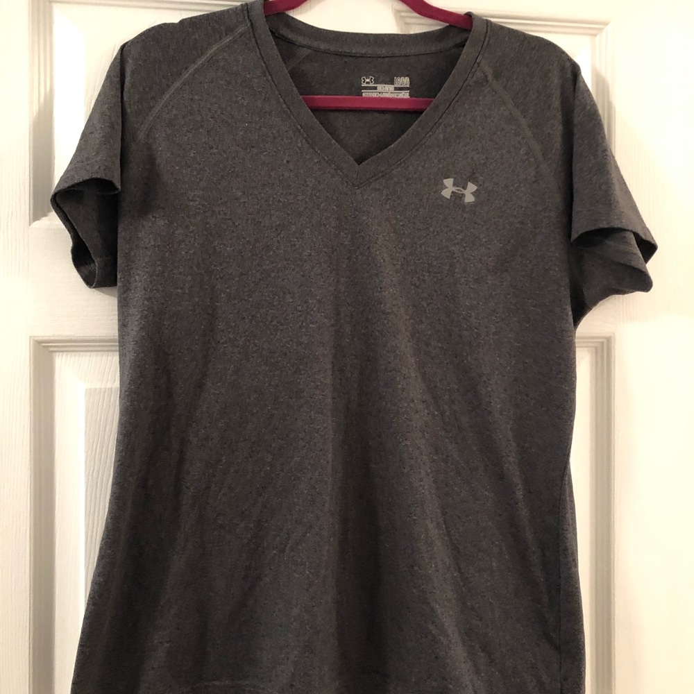 Under Armour fitness tee